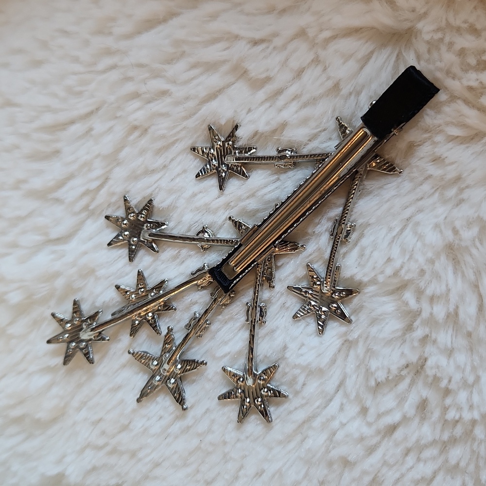 Sparkly rhinestone starburst hair clip - Picture 4 of 5